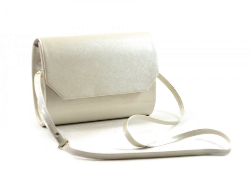 TOREBKA kopertówka wizytowa perłowa kremowa lakier VITTORIA LUCCA