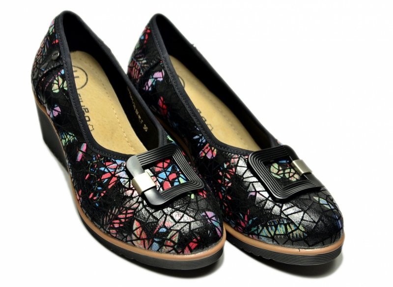 Czółenka czarne 38 skóra FILIPPO 7661 na koturnie skórzane kolorowe półbuty