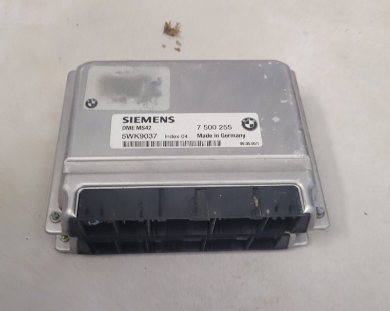 KOMPUTER SILNIKA MS42  BMW Z3 Z4 E85 M54 7500255  5WK9037