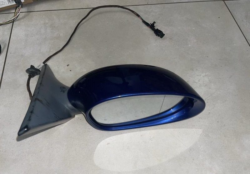 LUSTERKO PRAWE BMW Z4 e85 e86 5 pin MONTEGO BLAU 5 PIN 