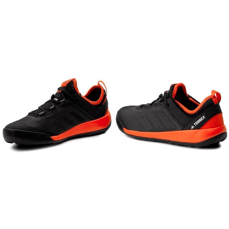 adidas terrex swift solo 235