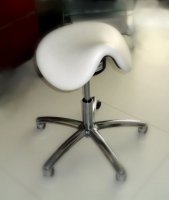 Pokrowce kosmetyczne na taboret siodło Gharieni - 1 sztuka Pokrowce kosmetyczne na taboret siodło Gharieni - 1 sztuka