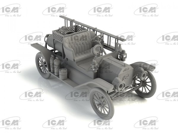 ICM 35606 Model T 1914 Fire Truck with Crew
