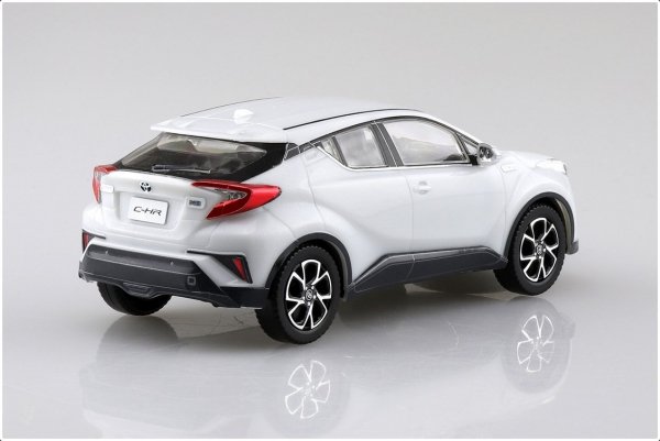 Aoshima 05634 1/32 SNAP KIT#06-A Toyota C-HR (White Pearl Crystal Shine)