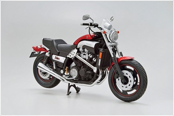 Aoshima 06313 1/12 YAMAHA 5GK Vmax '04 with Custom parts