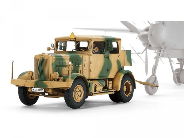 Tamiya 32593 German Heavy Tractor SS-100