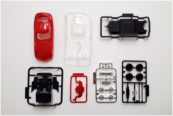 Aoshima 05628 1/32 SNAP KIT#05-B Toyota 2000GT (Solar Red)