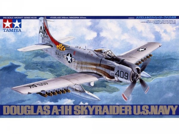 Tamiya 61058 Skyraider U. S. Navy