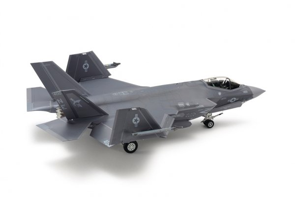 Tamiya 61127 1/48 Lockheed Martin F-35C Lightning II