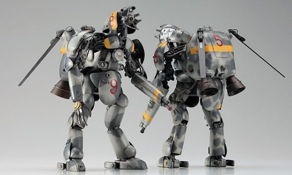 Hasegawa 64105 Altair W.H.J.131 Space Type Humanoid Unmanned Interceptor GroBer Hund 1/20