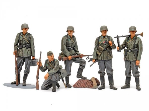 Tamiya 35371 German Infantry Set (Mid-WWII)