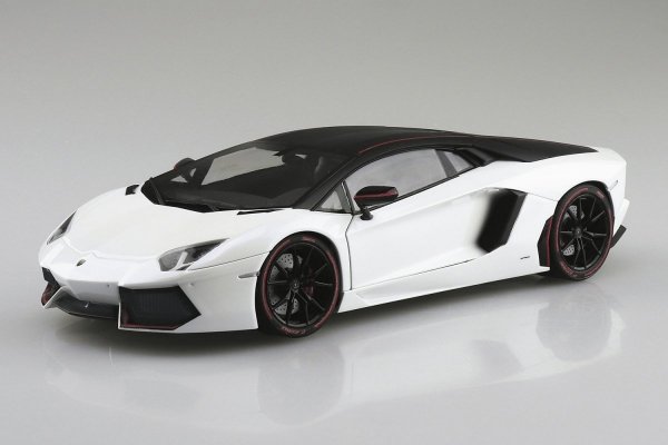 Aoshima 06121 1/24 SC#12 &#039;14 Lamborghini Aventador Pirelli Edition