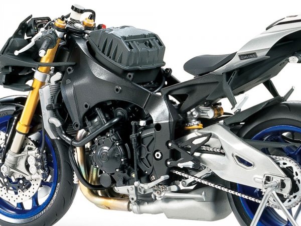 Tamiya 14133 Yamaha YZF-R1M