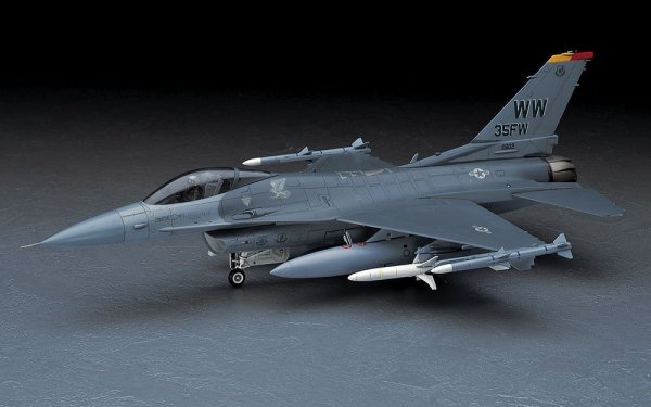 Hasegawa PT32 - F-16CJ Fighting Falcon Misawa Japan 1/48