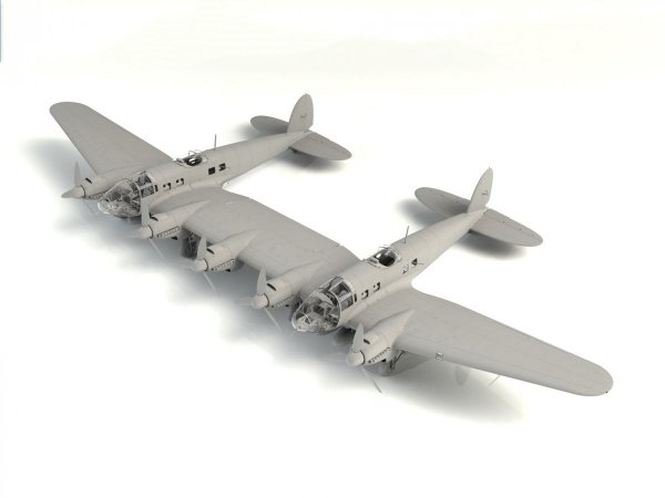 ICM 48260 He 111Z Zwilling WWII German Gilder