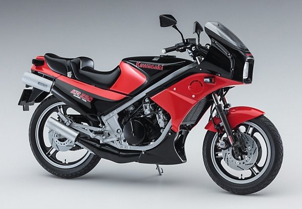 Hasegawa 21740 Kawasaki KR250 (KR250A) &quot;Black/Red Color&quot; (1984) 1/12