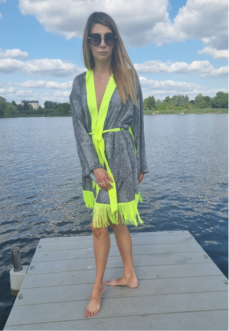 Kimono Black Snake Colourful Skull Fringe