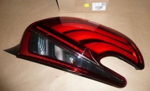 ORIGINAL Rückleuchte Heckleuchte Rücklicht rechts für Peugeot 208 , 9825601180