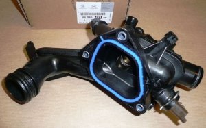 ORIGINAL Thermostatgehäuse + Sensor Citroen Peugeot 1.6 16V  9808647080