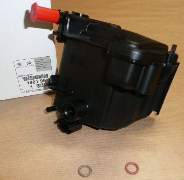 Original Dieselkraftstoff-Filter Peugeot Citroen Motor 1,6 HDI , 190195