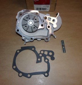 Original  Pompe à eau Renault Megane 1.6 , 8671017773