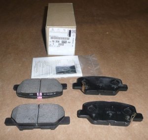 Plaquettes de frein Peugeot 4008 arrière =1691073080 - changement de référence.  ,  1635677180