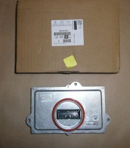 Module de phare Peugeot 5008 II gauche  ,  1616879380