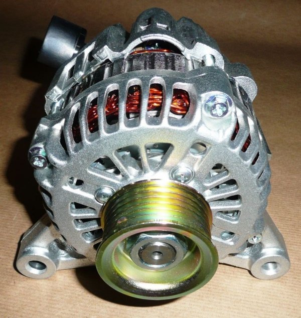 Générateur d'origine alternateur Citroën C2 C3 Pluriel Peugeot 207 307 11 14 i 16 16V 57056C, 5705.6C