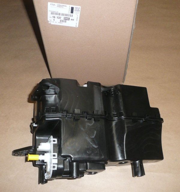 Réservoir d'additif pour filtre à particules Citroën C3 II rose  ,  1613704680