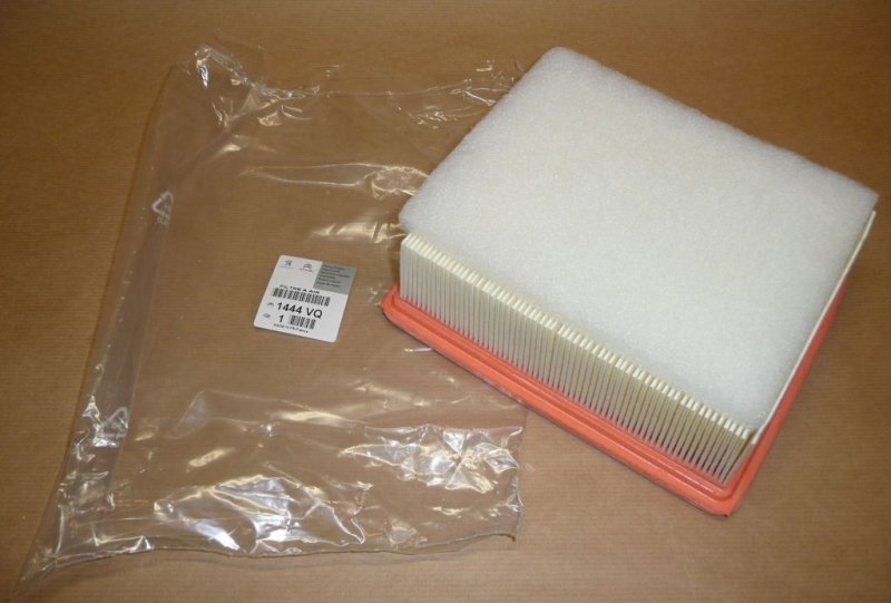 Filtre à air Citroën Berlingo 1.9D/2.0 HDI 11.02|}, 1444.VQ, 1444VQ