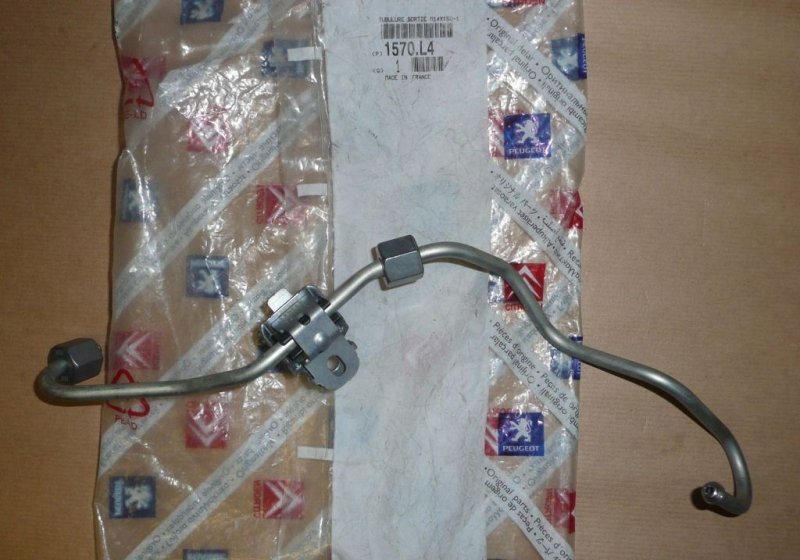 Conduite de pompe d'injection Citroën C5 (X7), Peugeot 407, 508, 1570.L4, 1570L4