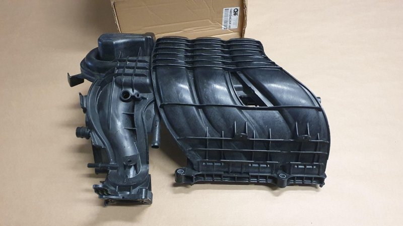 Collecteur d'admission Renault Twingo III 1.0 SCE, 140034635R, 