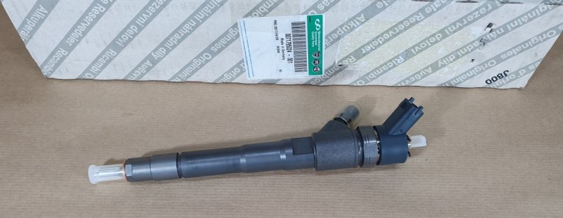  Pièce d’origine  Injecteur pour Fiat DUCATO 2.3JTD, 71795024
