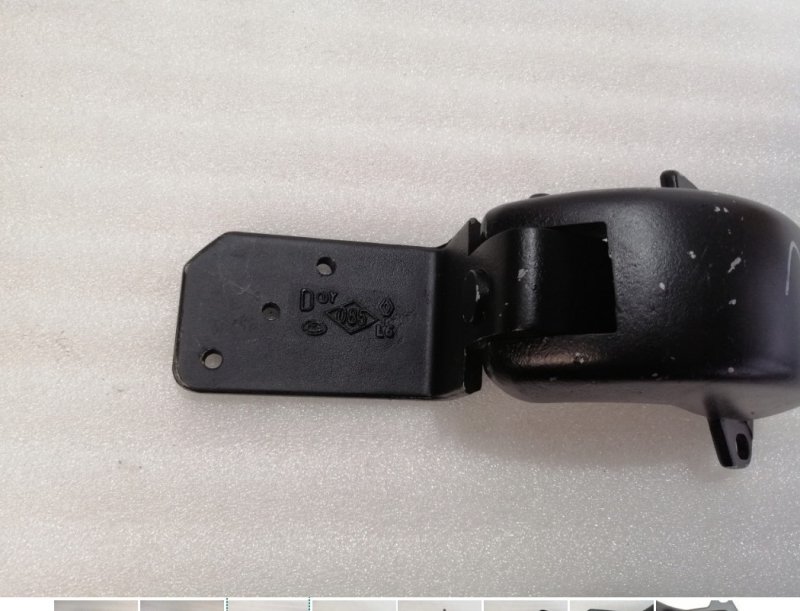 Charnière de porte arrière Renault Master II supérieure droite 270 degrés , 8200521905