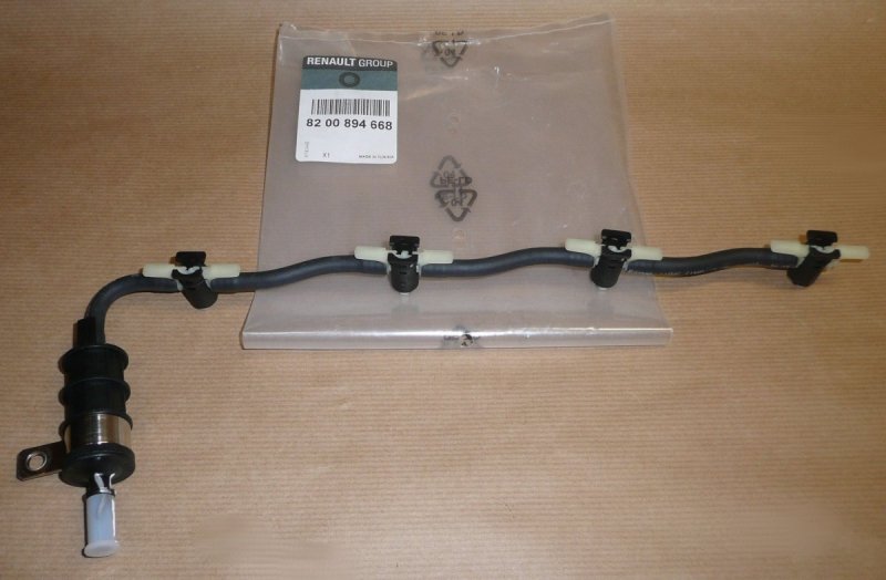 Tuyau de carburant d'origine Renault 2.0 dCi , 8200894668