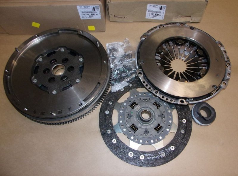 Original  Volant bimasse+embrayage Citroën Jumpy IV, Peugeot 5008 Citroën C4 Picasso, Spacetourer, Peugeot Expert IV 1.6 BlueHDi +butée d'embrayage ,  1666762380