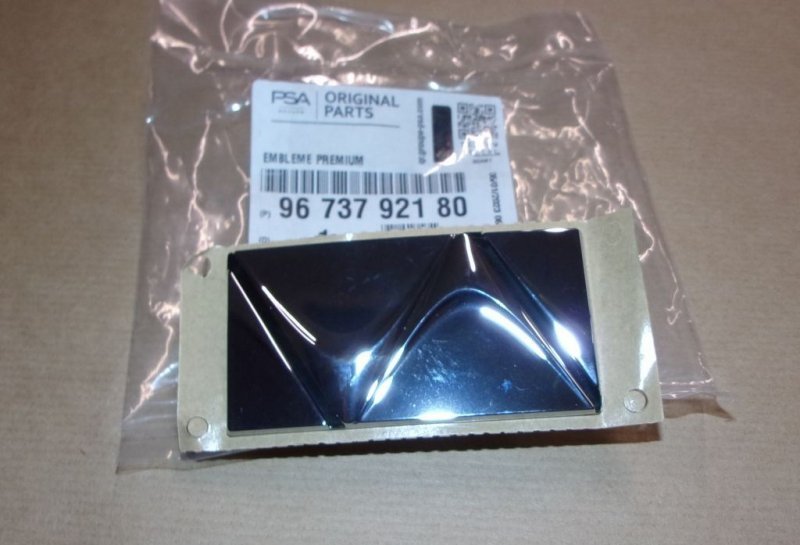 Emblème Citroën DS3, DS5, 9673792180, 9673792180, 