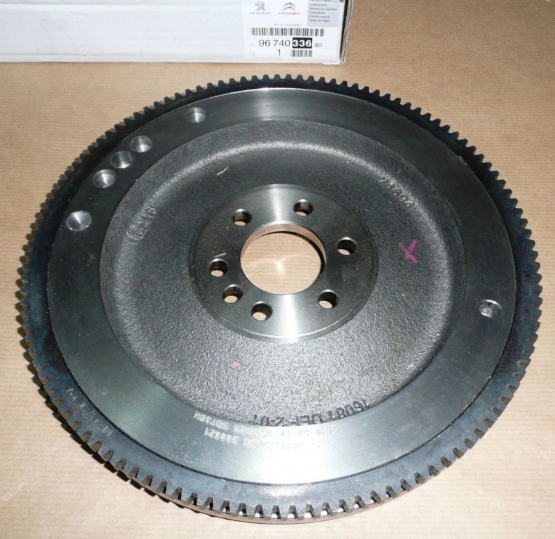 Original Volant moteur Citroën C1, Citroën C3, Citroën C4, Peugeot 108, Peugeot 301 1.2, 9674033680