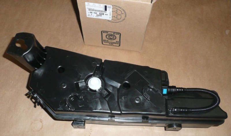 Réservoir d'additif FAP Citroën Berlingo III, 9816296080, 9816296080, 