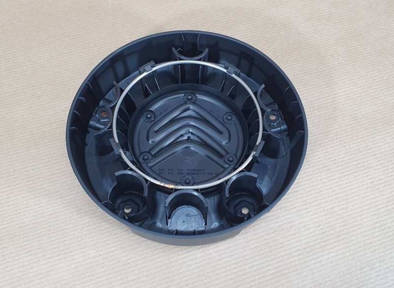 Pièce d’origine  Cabochon de jante pour Citroën BERLINGO IV, 98083420XT