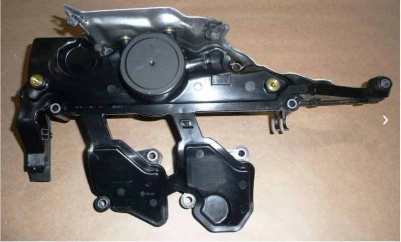 Original  Reniflard d'huile Renault Laguna III 2.0DCI avec joint , 8200673395