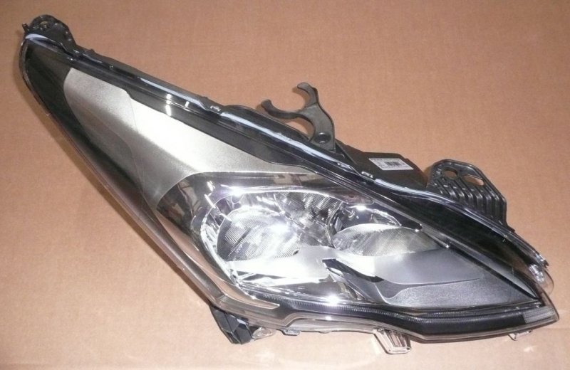 Projecteur Peugeot 5008 I, 3008 I droit, 9805505380, 9805505380, 