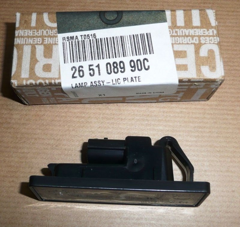 Original Feu de plaque d'immatriculation (LED) RENAULT Trafic Master III Talisman Dacia Logan II Sandero II , 265108990C