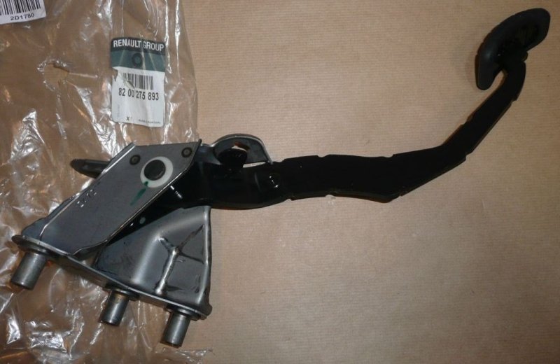 Original Pedalier d'embrayage RENAULT CLIO III ,8200275893