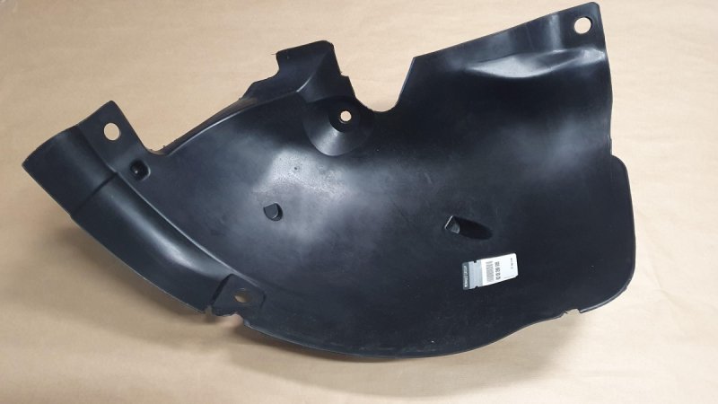 Passage de roue avant gauche Renault Clio III , 8200289935