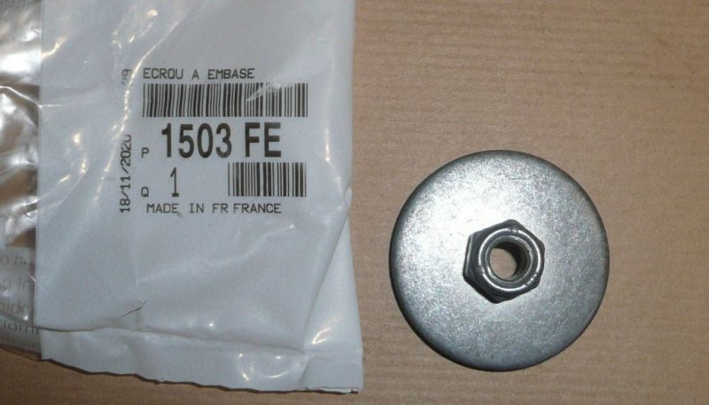 Écrou de réservoir AdBlue Citroën Berlingo III, 1503.FE, 1503FE