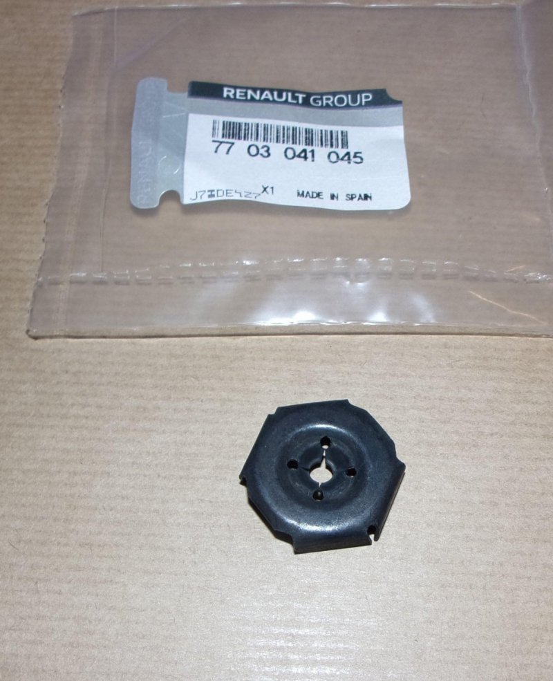 Original  Protection de passage de roue Renault , 7703041045
