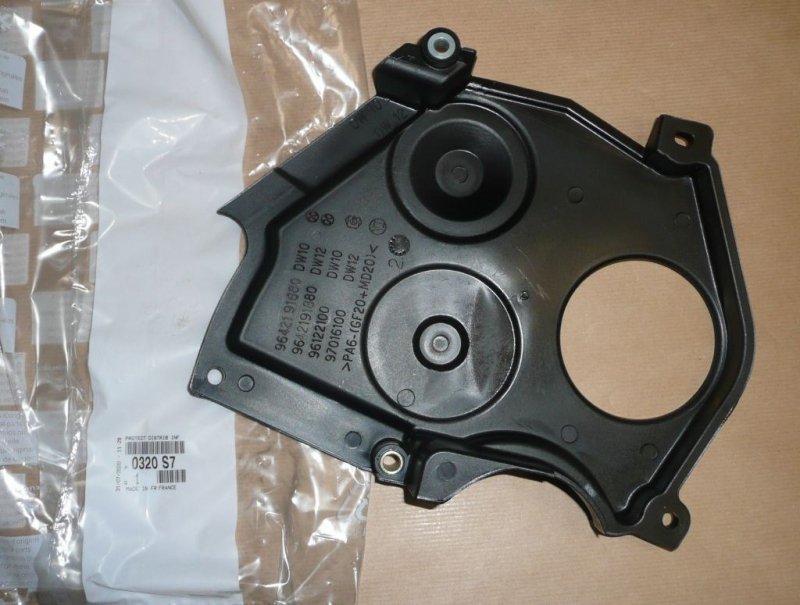 Couvercle de distribution Citroën Berlingo, Peugeot 206 2.0 HDI, 0320.S7, 0320S7