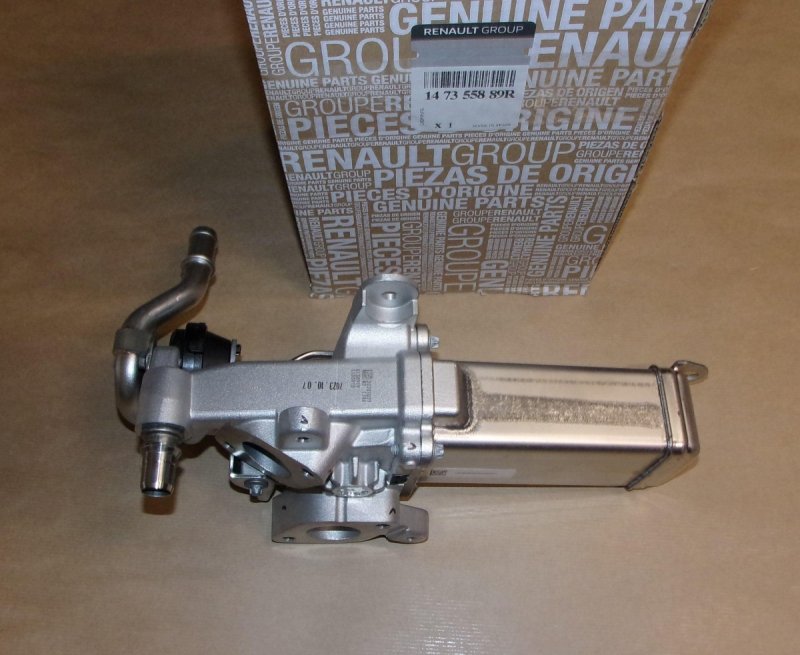 Radiateur de gaz d'échappement EGR Renault Master III, 147355889R, 