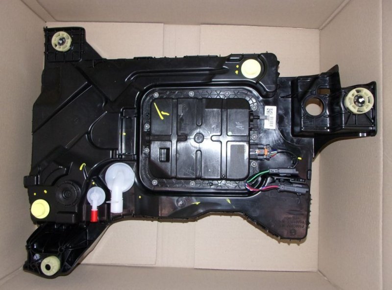 Original Réservoir Liquide Adblue PEUGEOT 3008 II PEUGEOT 5008 II 1.6HDI , 1682620780 , 9810666280 , 1682616280